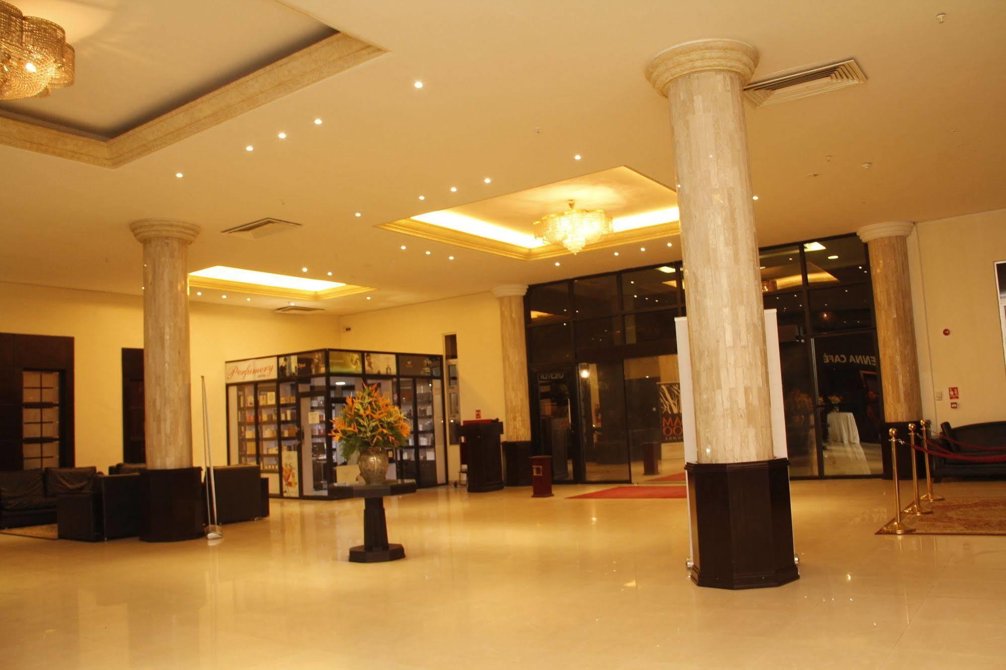 Transcorp Hotels Calabar Dış mekan fotoğraf